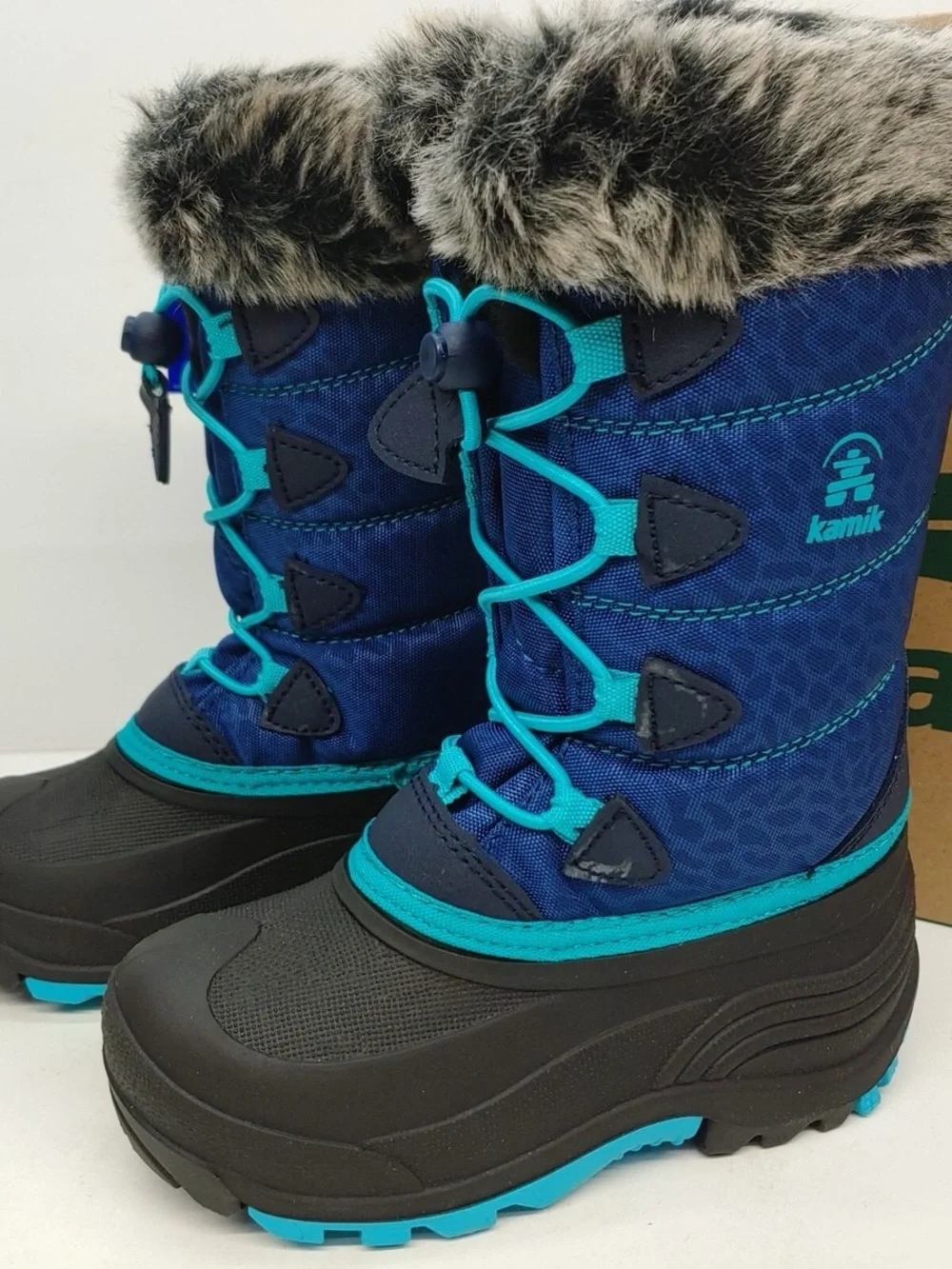 Kamik Kids Navy and Teal Winter Boot with Faux Fur Cuff size 2